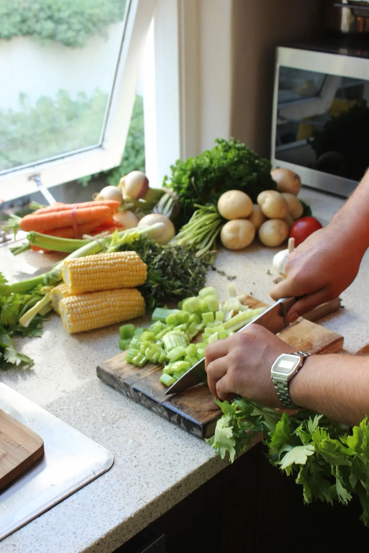 Préparation de repas — l'équipe au travail